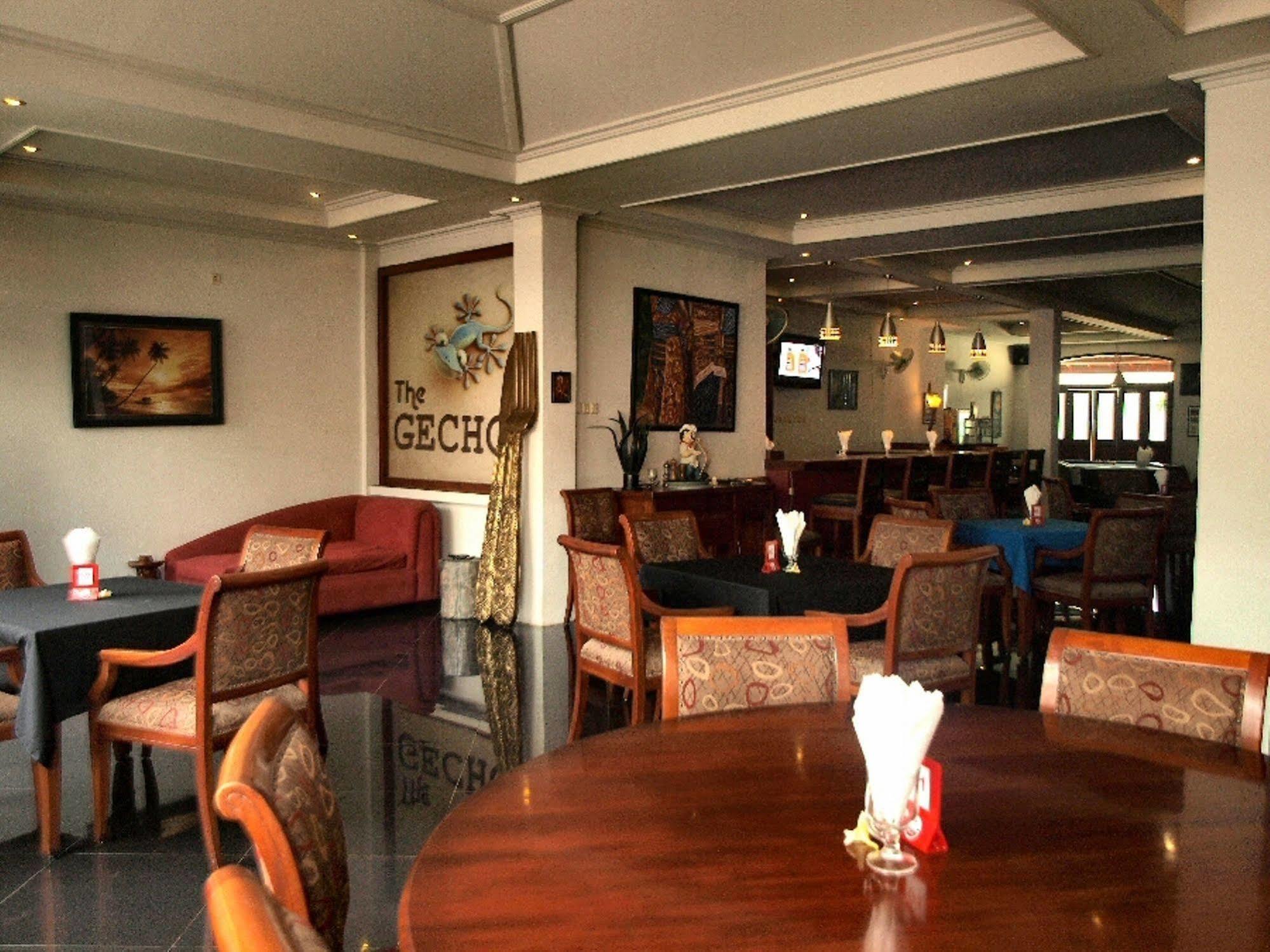 ג'פארה The Gecho Inn Town מראה חיצוני תמונה