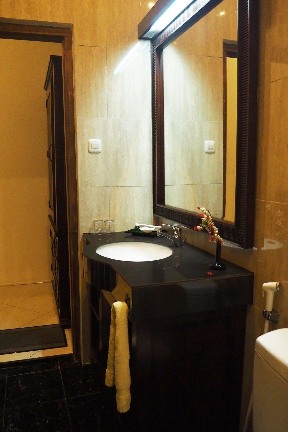 ג'פארה The Gecho Inn Town מראה חיצוני תמונה